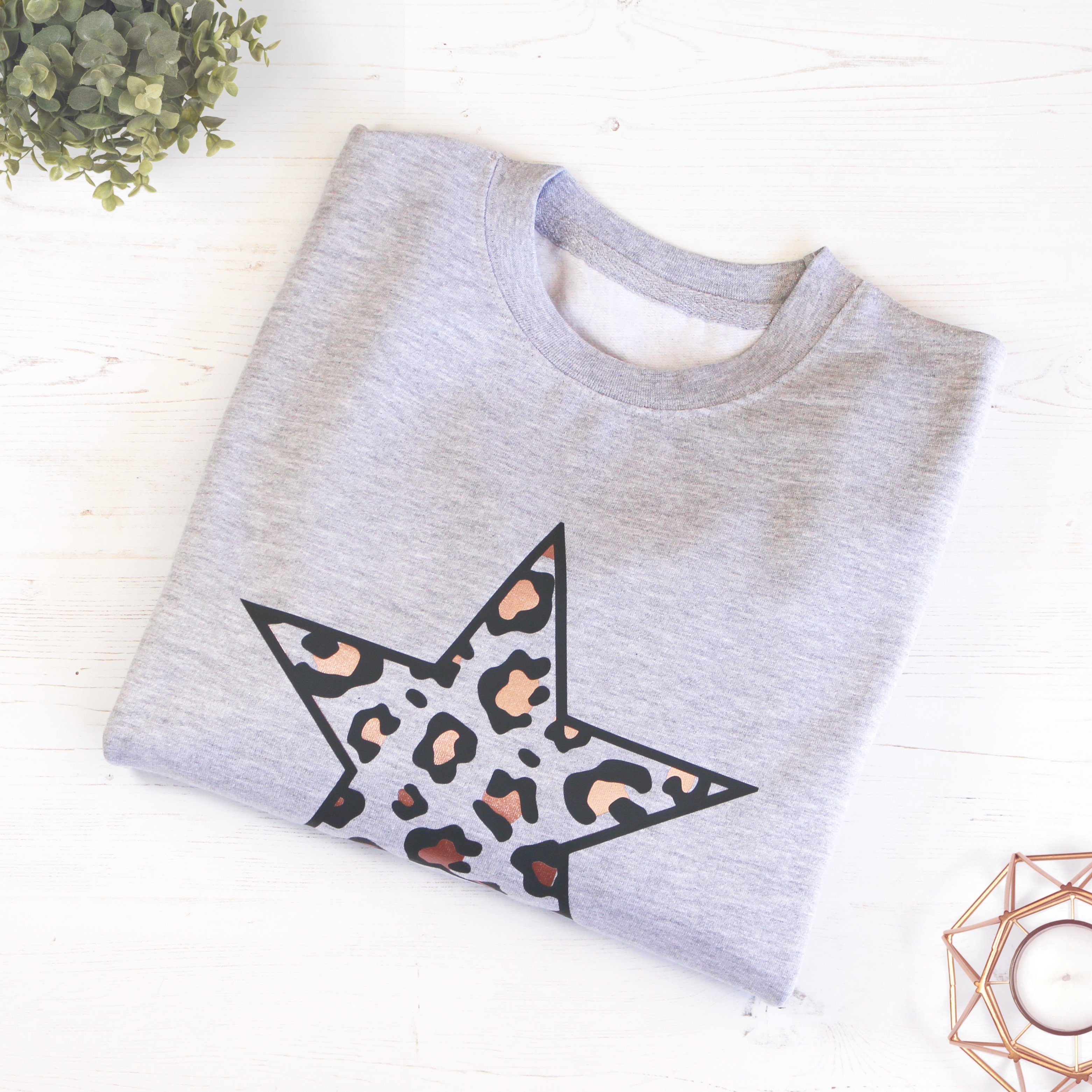 Leopard print store star sweatshirt